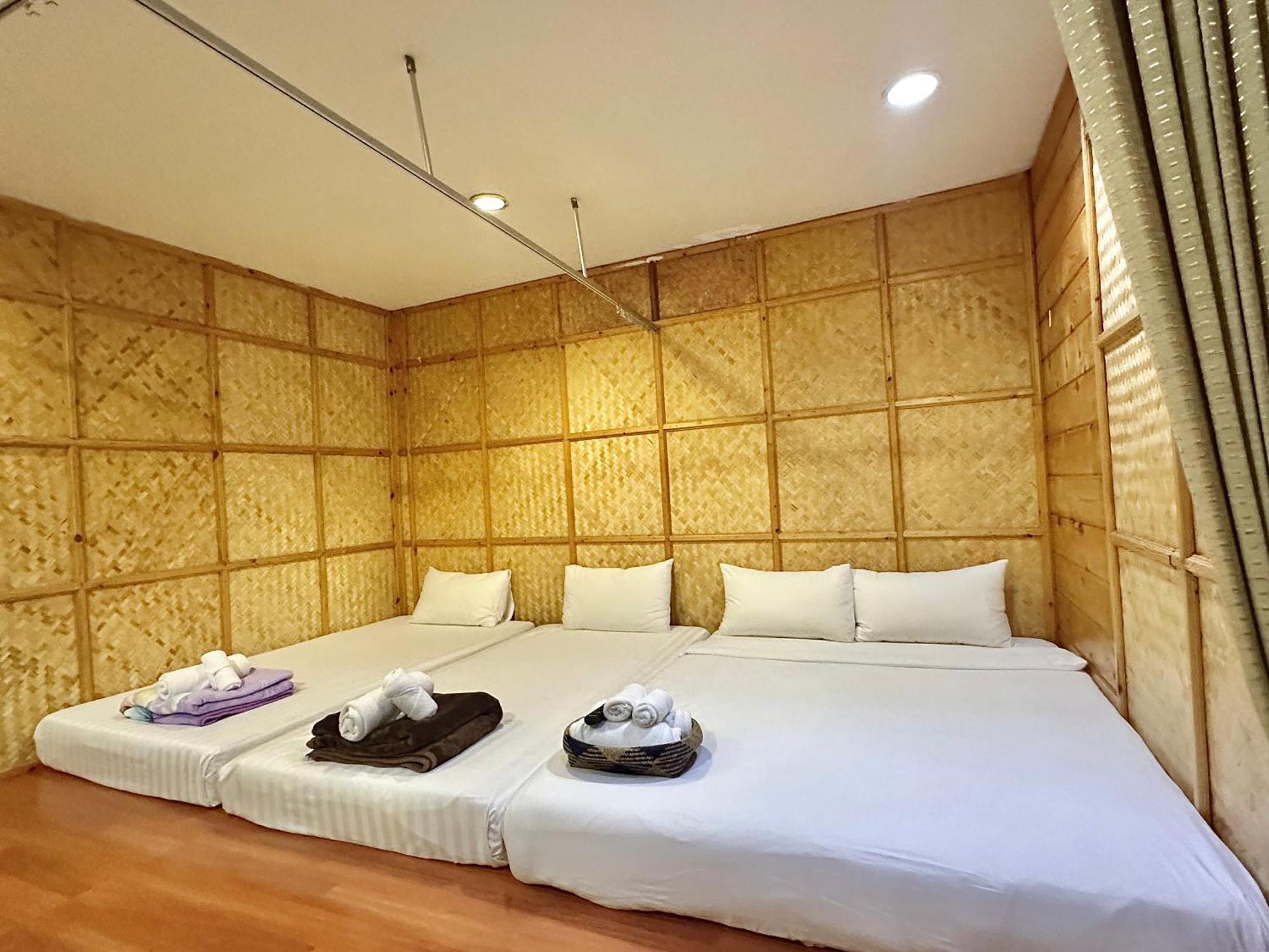 Montri Resort Donmuang Bangkok Exterior foto