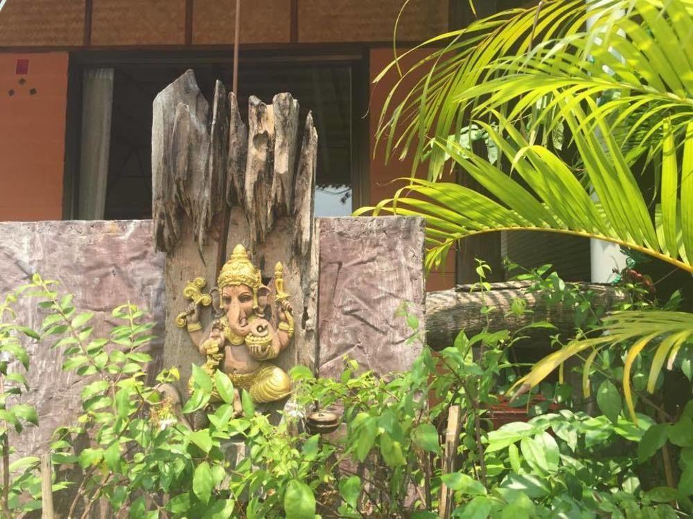 Montri Resort Donmuang Bangkok Exterior foto
